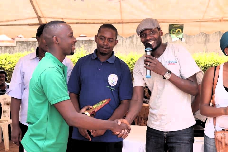 Kakembo receiving the award